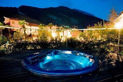 Albergo Al Caminetto Torbole Sul Garda Dış mekan fotoğraf